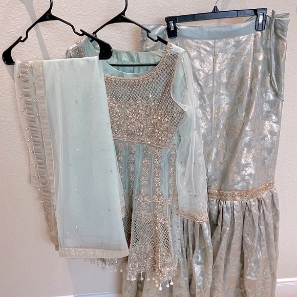 Flared Top and Gharara Nikkah Suit - Picture 2 of 5